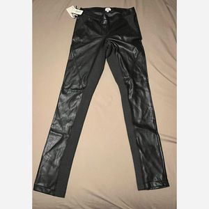 Aritzia Faux Leather Stretch Pants Size XS